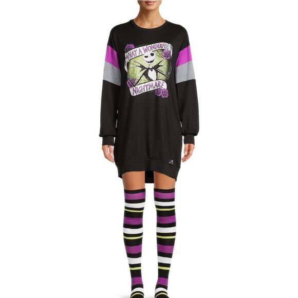 Nightmare Before Christmas Sweater Sz M - Picture 2 of 6